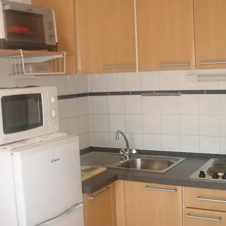 F2 Avec Mezzanine, Jardinet, Terrasse Et Parking - 4 Couchages, - Fr-1-680-18 Апартаменты *