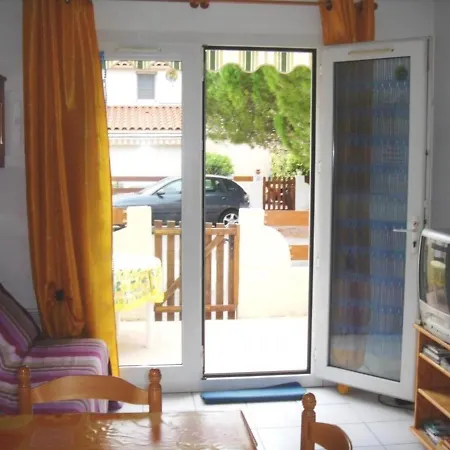 Апартаменты F2 Avec Mezzanine, Jardinet, Terrasse Et Parking - 4 Couchages, - Fr-1-680-18 *
